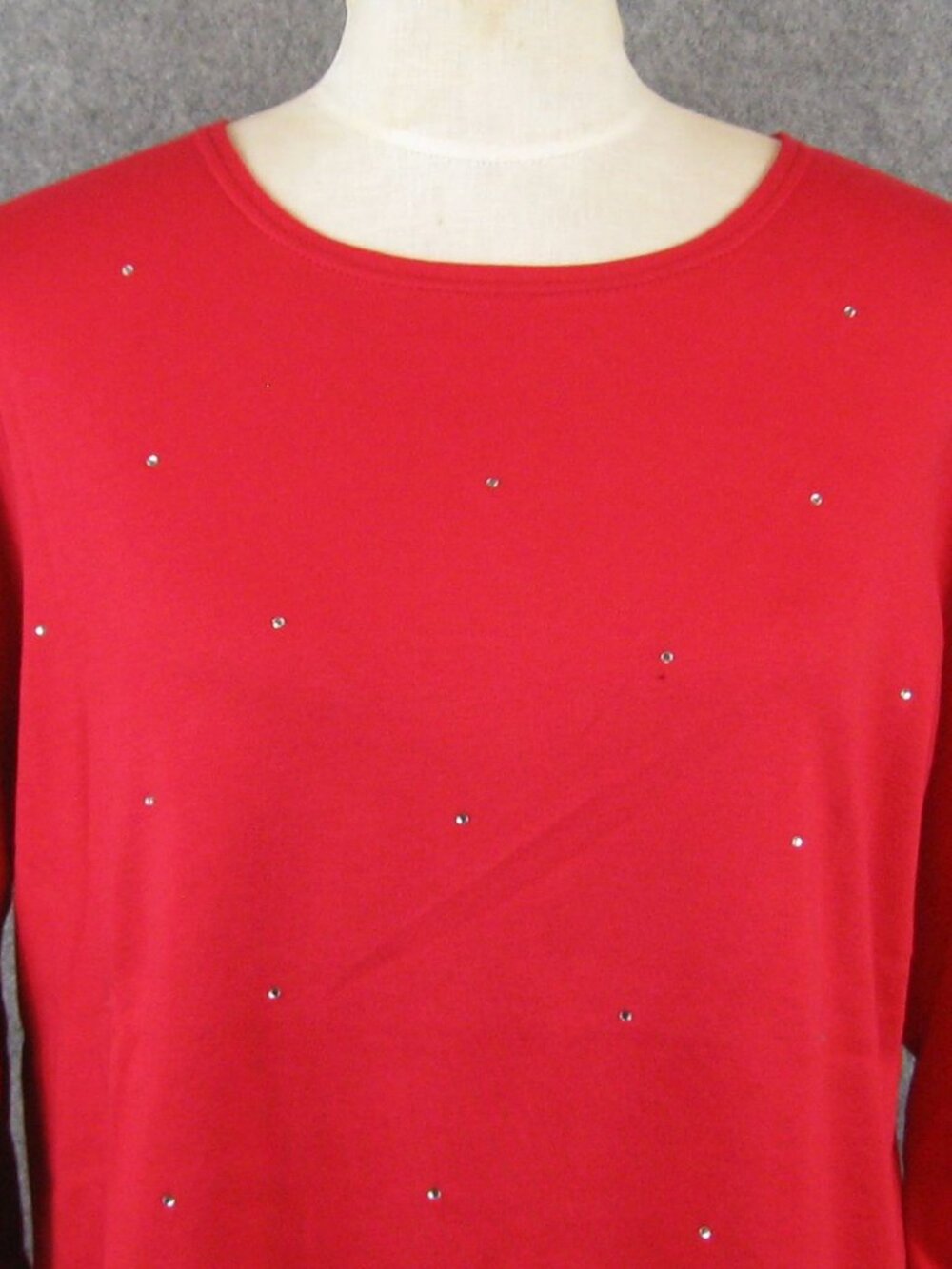 Quacker Factory Top Size M Rhinestones Red - Picture 2 of 5